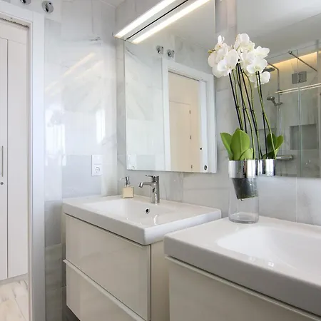 Chezmoihomes Duplex Penthouse With Swimming Pool 라 에라두라