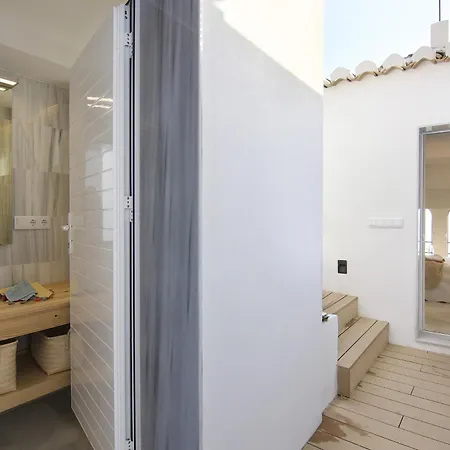빌라 Chezmoihomes Duplex Penthouse With Swimming Pool *