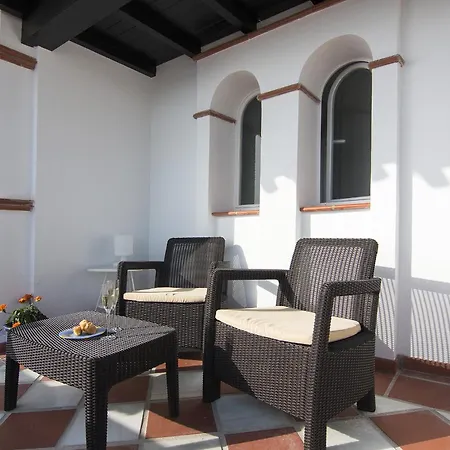 Chezmoihomes Duplex Penthouse With Swimming Pool 빌라