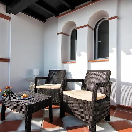 Chezmoihomes Duplex Penthouse With Swimming Pool 라 에라두라