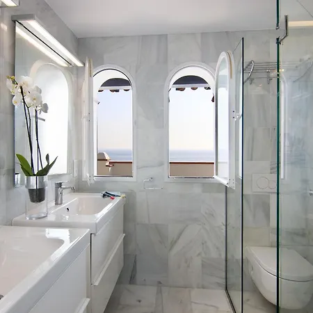 Villa Chezmoihomes Duplex Penthouse With Swimming Pool