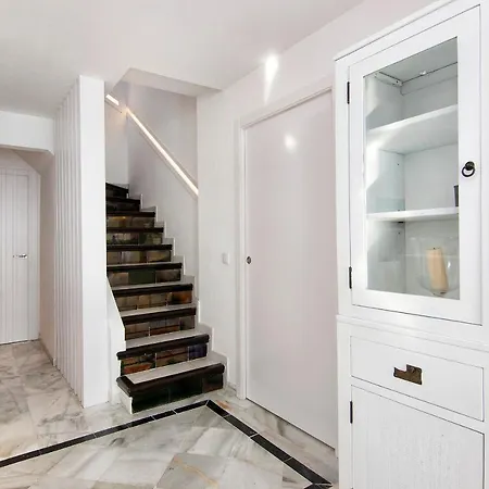 Chezmoihomes Duplex Penthouse With Swimming Pool Villa *